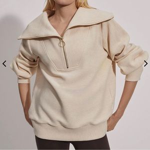 Varley vine pullover